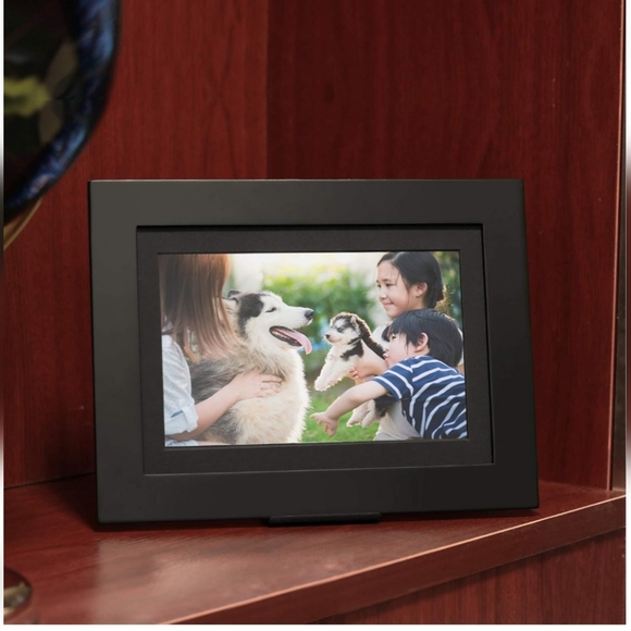 New Brookstone 8" Espresso WiFi Photo Frame - Picture 11 of 12